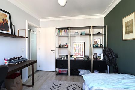 Quarto 1 de apartamento para alugar com 2 quartos, 62m² em Petrópolis, Porto Alegre