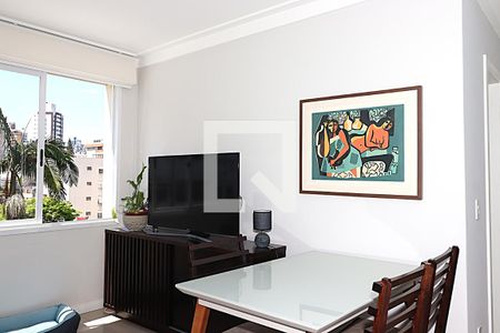 Sala de apartamento para alugar com 2 quartos, 62m² em Petrópolis, Porto Alegre