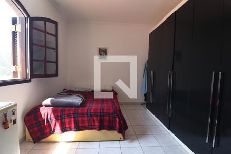 Quarto 2 de casa à venda com 3 quartos, 180m² em Parque Gerassi, Santo André
