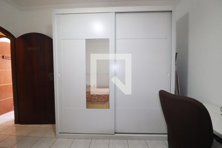 Quarto 1 de casa à venda com 3 quartos, 180m² em Parque Gerassi, Santo André