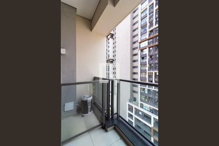 Varanda de kitnet/studio à venda com 1 quarto, 26m² em Jardim das Acacias, São Paulo