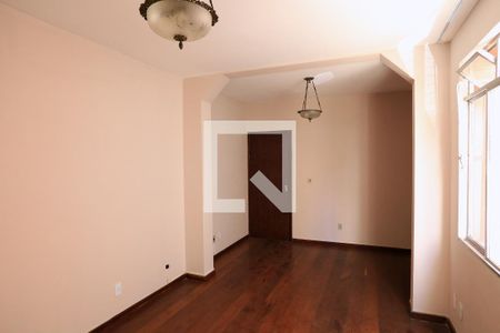 Sala de apartamento à venda com 3 quartos, 96m² em Sagrada Família, Belo Horizonte