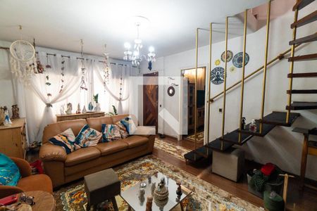 Sala de casa à venda com 3 quartos, 180m² em Vila Fachini, São Paulo