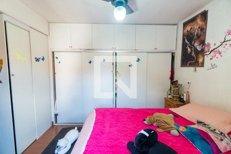 Quarto 1 de casa à venda com 3 quartos, 180m² em Vila Fachini, São Paulo