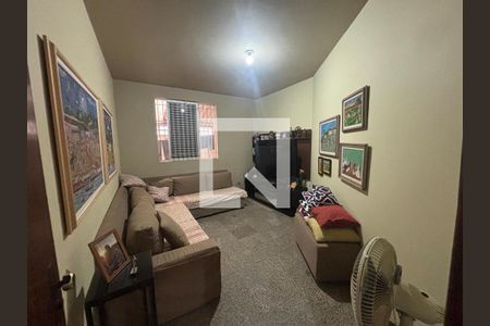 Sala de TV de casa à venda com 5 quartos, 600m² em São Lucas, Belo Horizonte