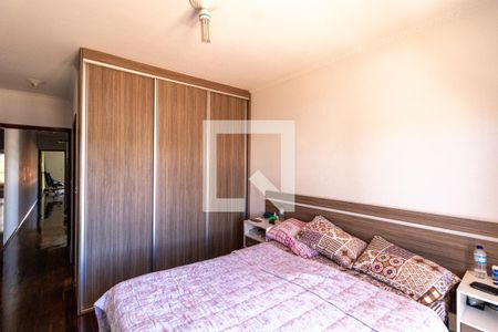 Suíte de casa à venda com 3 quartos, 300m² em Penha de França, São Paulo