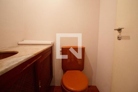 Lavabo de apartamento para alugar com 3 quartos, 130m² em Pinheiros, São Paulo