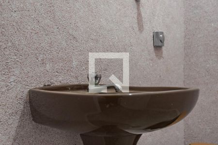 Lavabo de apartamento à venda com 3 quartos, 95m² em Petrópolis, Porto Alegre