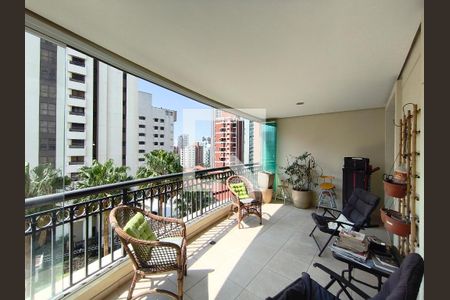 Varanda de apartamento para alugar com 4 quartos, 171m² em Chácara Klabin, São Paulo
