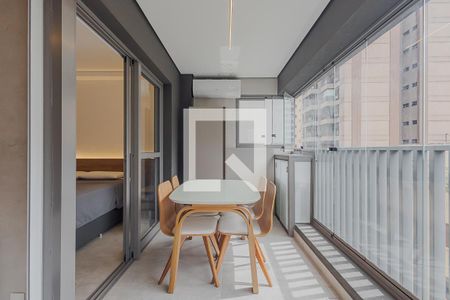 Varanda de apartamento à venda com 1 quarto, 45m² em Jardim Paulista, São Paulo