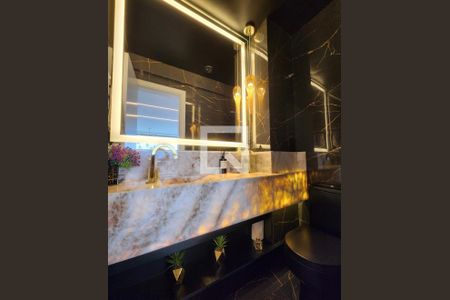 Lavabo de apartamento à venda com 2 quartos, 134m² em Vila Nova Conceição, São Paulo