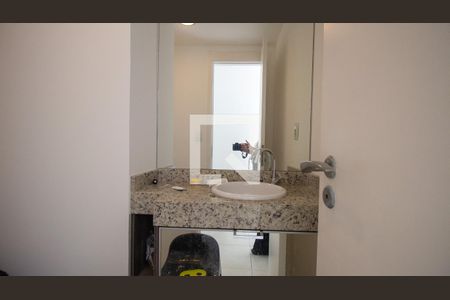 Lavabo de apartamento à venda com 2 quartos, 85m² em Barra da Tijuca, Rio de Janeiro