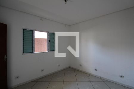 Quarto 1 de casa para alugar com 2 quartos, 60m² em Jardim Santa Adelia, São Paulo