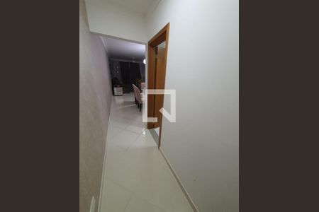 Corredor de apartamento para alugar com 3 quartos, 130m² em Cidade Ocian, Praia Grande