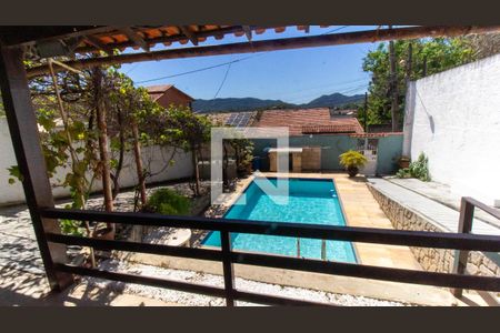 Vista Quarto 1 de casa à venda com 4 quartos, 200m² em Maravista, Niterói