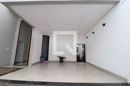 Varanda da Sala de casa para alugar com 4 quartos, 170m² em Novo Mundo, Uberlândia