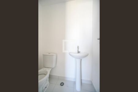 Banheiro da suíte de apartamento para alugar com 1 quarto, 27m² em Penha de França, São Paulo