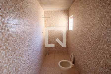 Banheiro Social de casa à venda com 2 quartos, 100m² em Jardim Roberto, Osasco
