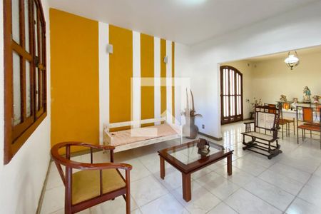 Sala de casa à venda com 5 quartos, 361m² em Palmares, Belo Horizonte
