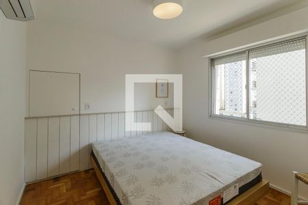 Suíte 1 de apartamento à venda com 2 quartos, 70m² em Indianópolis, São Paulo