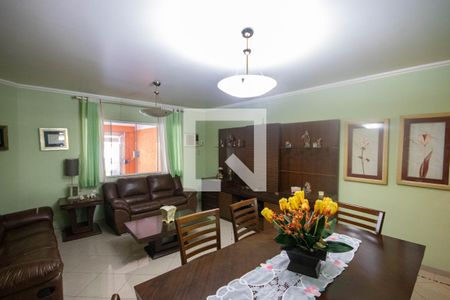 Sala de casa à venda com 3 quartos, 200m² em Vila Isolina Mazzei, São Paulo