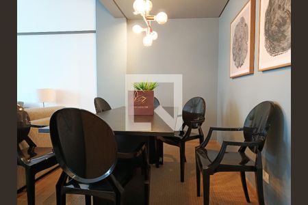 Sala de apartamento à venda com 2 quartos, 120m² em Cerqueira César, São Paulo