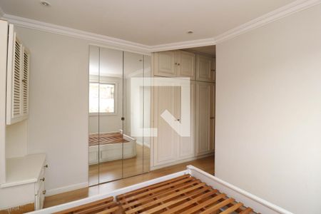 Suíte 1 de apartamento à venda com 2 quartos, 93m² em Vila Madalena, São Paulo