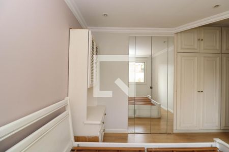 Suíte 1 de apartamento à venda com 2 quartos, 93m² em Vila Madalena, São Paulo