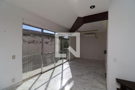 Sala de apartamento à venda com 3 quartos, 110m² em Jardim Guanabara, Rio de Janeiro