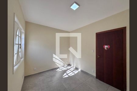 Quarto 1 de casa para alugar com 3 quartos, 130m² em Recreio dos Bandeirantes, Rio de Janeiro