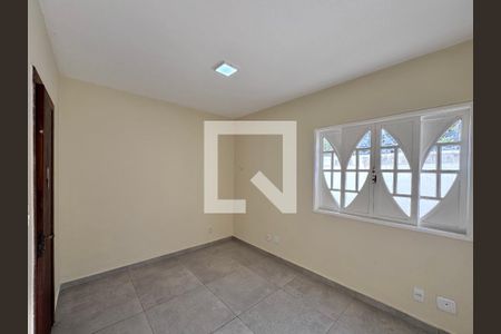 Quarto 1 de casa para alugar com 3 quartos, 130m² em Recreio dos Bandeirantes, Rio de Janeiro