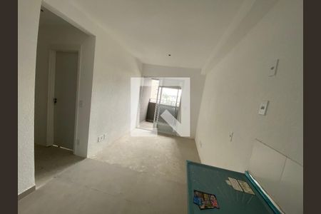 Cozinha de apartamento à venda com 2 quartos, 37m² em Jardim São Luís, São Paulo