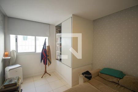 Quarto 2 de casa para alugar com 3 quartos, 350m² em Maria Paula, São Gonçalo