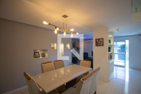 Sala de casa para alugar com 3 quartos, 350m² em Maria Paula, São Gonçalo
