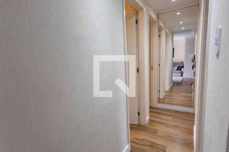 Corredor de apartamento à venda com 3 quartos, 70m² em Taboão, Diadema
