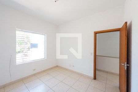 Quarto 1 de casa para alugar com 2 quartos, 85m² em Vila Guarani (zona Sul), São Paulo