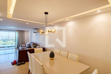 Sala de apartamento para alugar com 4 quartos, 155m² em Barra da Tijuca, Rio de Janeiro