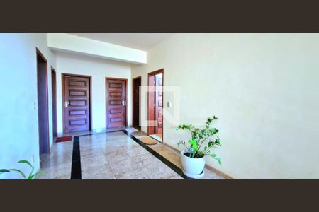 Hall de entrada de apartamento à venda com 2 quartos, 110m² em Várzea, Lagoa Santa