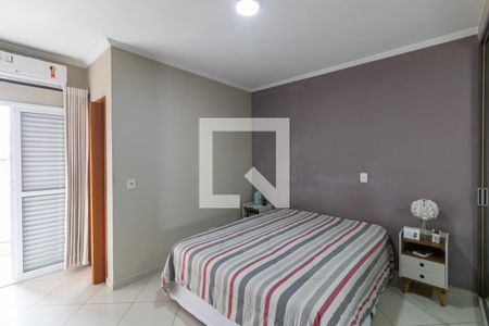 Suíte  de casa à venda com 2 quartos, 211m² em Vila Marieta, São Paulo
