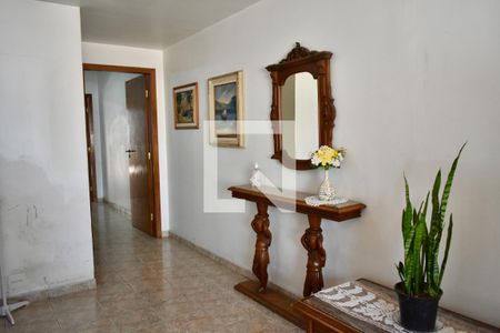 Corredor de casa à venda com 3 quartos, 190m² em Planalto Paulista, São Paulo