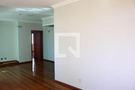 Sala de apartamento para alugar com 3 quartos, 120m² em Buritis, Belo Horizonte
