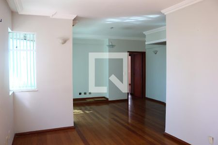 Sala de apartamento para alugar com 3 quartos, 120m² em Buritis, Belo Horizonte