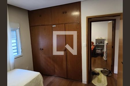 Quarto 1 de casa à venda com 4 quartos, 318m² em Vila Scarpelli, Santo André