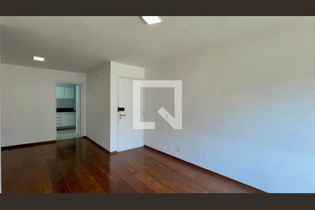Sala de apartamento à venda com 3 quartos, 105m² em Cerqueira César, São Paulo
