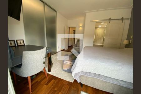 Casa à venda com 3 quartos, 245m² em Chácara Monte Alegre, São Paulo