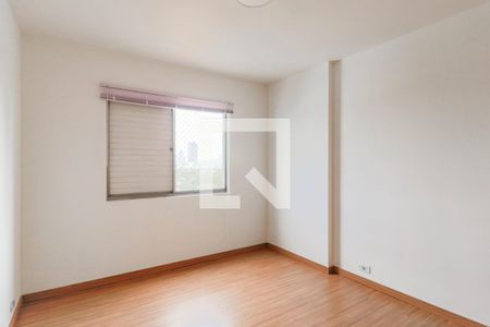 Quarto de apartamento à venda com 2 quartos, 85m² em Santo Amaro, São Paulo