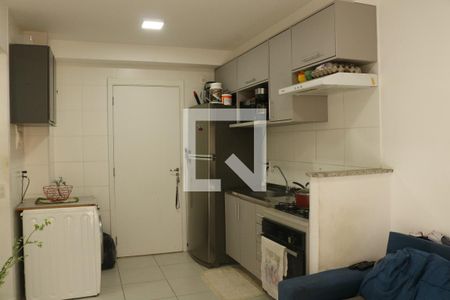 Sala/Cozinha de apartamento à venda com 2 quartos, 34m² em Barra Funda, São Paulo