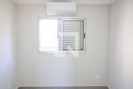 Quarto 1 de apartamento para alugar com 3 quartos, 70m² em Tubalina, Uberlândia