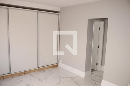 Suíte 1 de apartamento à venda com 3 quartos, 237m² em Higienópolis, São Paulo