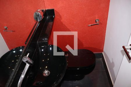 Lavabo de apartamento à venda com 3 quartos, 237m² em Higienópolis, São Paulo